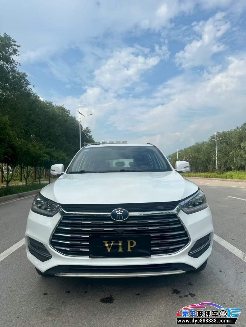 抵押车出售20年比亚迪宋轿车
