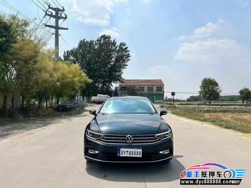 抵押车出售24年大众迈腾轿车