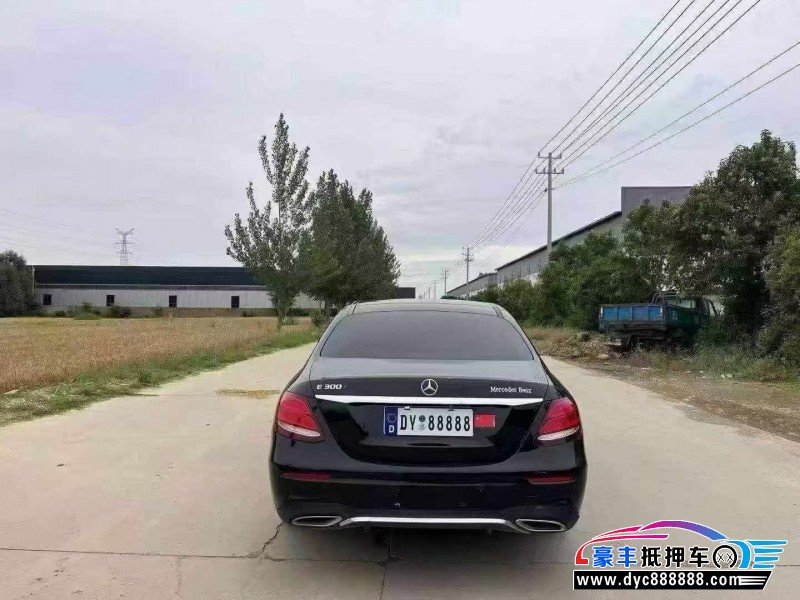 20年奔驰E轿车抵押车出售
