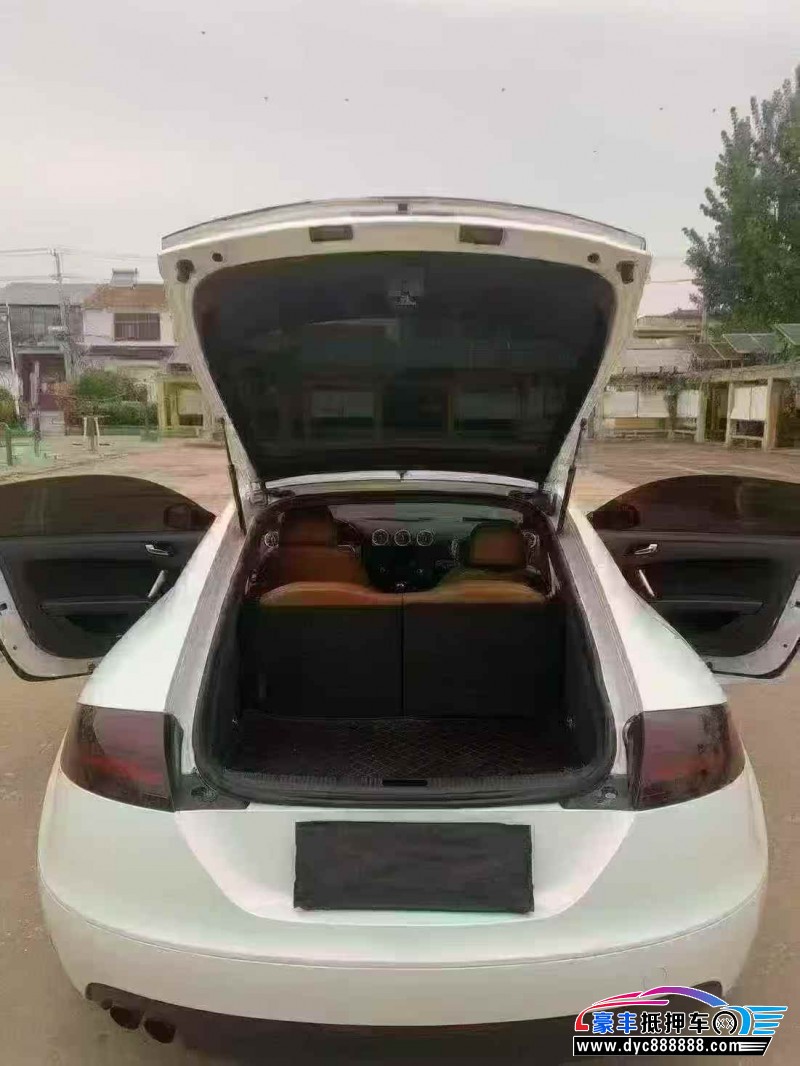 10年奥迪TT轿车抵押车出售
