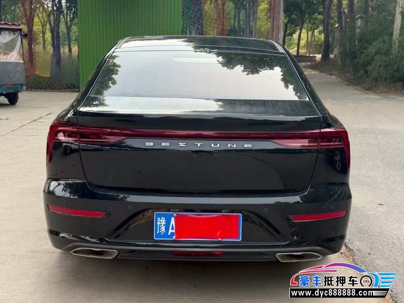 23年奔腾B70轿车抵押车出售
