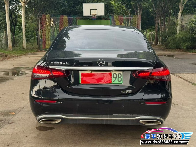 23年奔驰E轿车抵押车出售