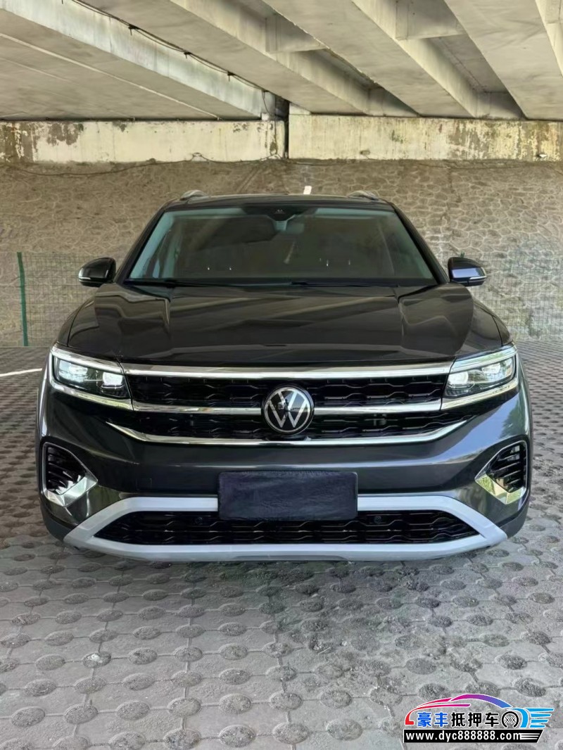 抵押车出售22年大众揽镜轿车