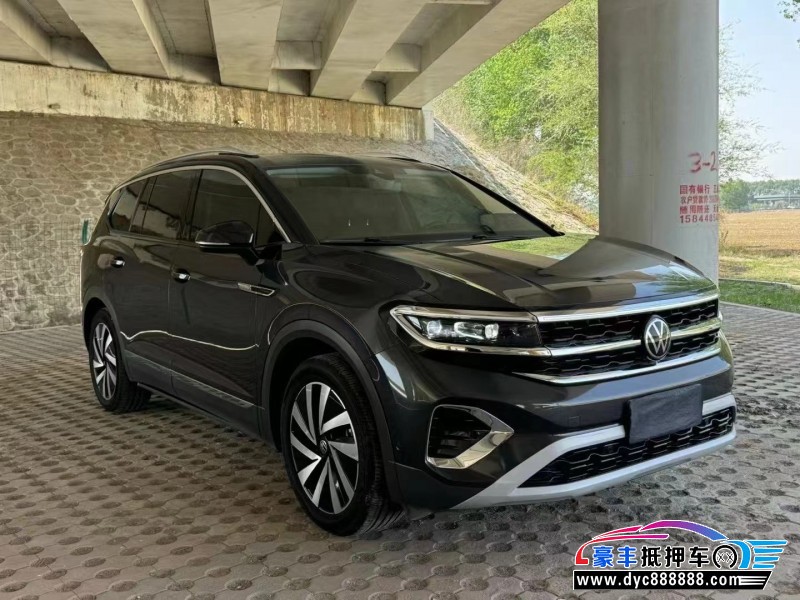 22年大众揽镜轿车抵押车出售