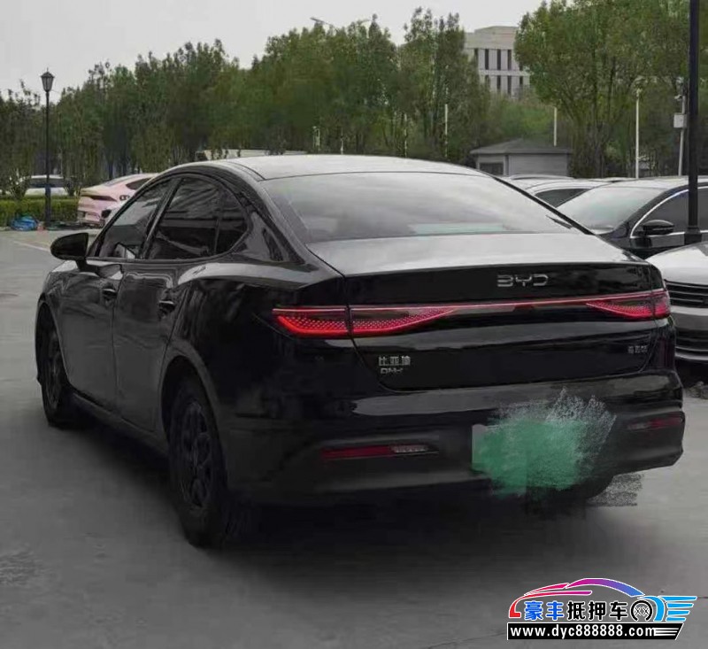 25年比亚迪海豹轿车抵押车出售