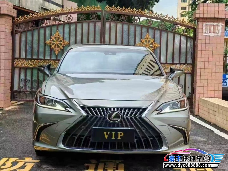 抵押车出售23年雷克萨斯ES轿车
