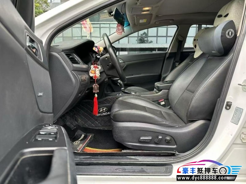 18年现代名图轿车抵押车出售