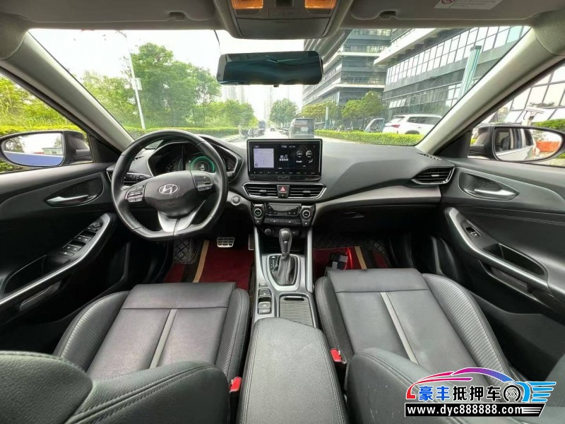 20年现代菲斯塔轿车抵押车出售