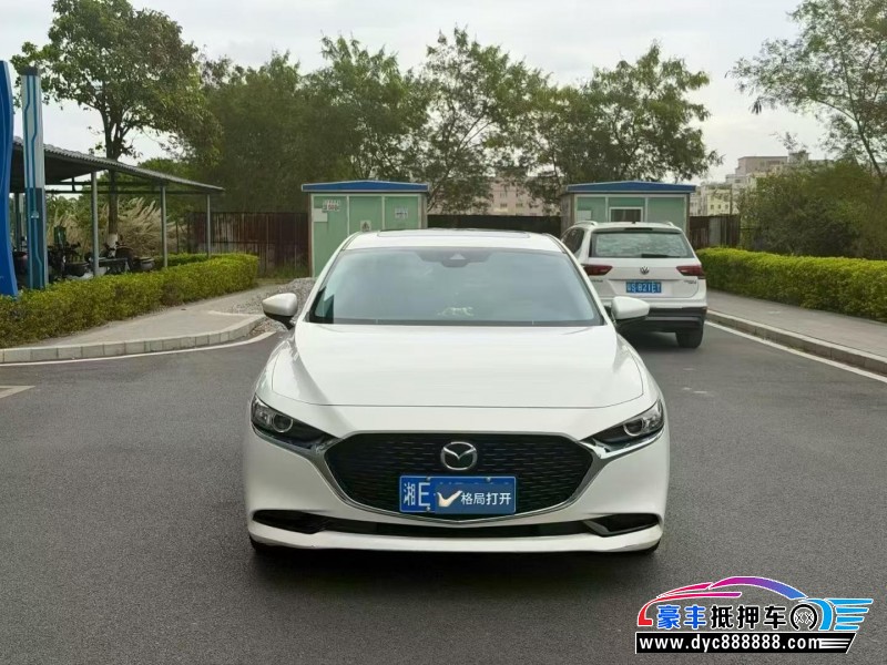 抵押车出售23年马自达3 Axela昂克赛拉轿车