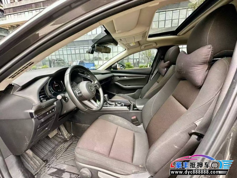 22年马自达3 Axela昂克赛拉轿车抵押车出售