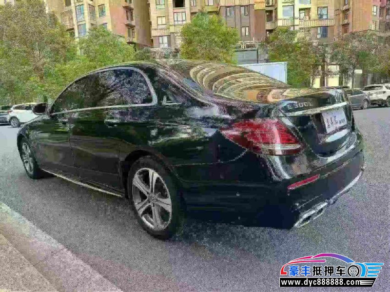 19年奔驰E轿车抵押车出售