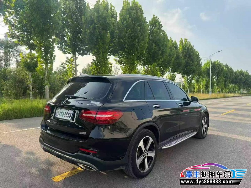 19年奔驰GLC轿车抵押车出售