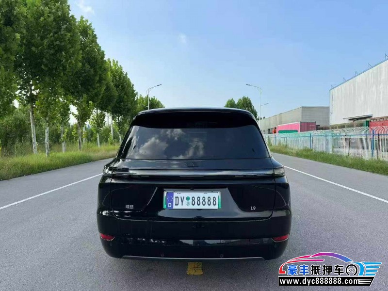 23年理想L9轿车抵押车出售