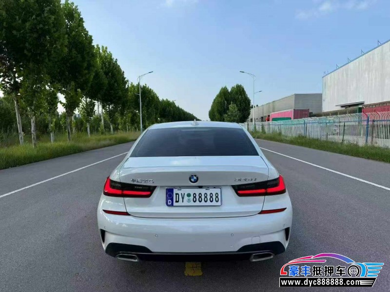 22年宝马3系轿车抵押车出售