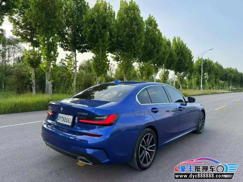 22年宝马3系轿车抵押车出售