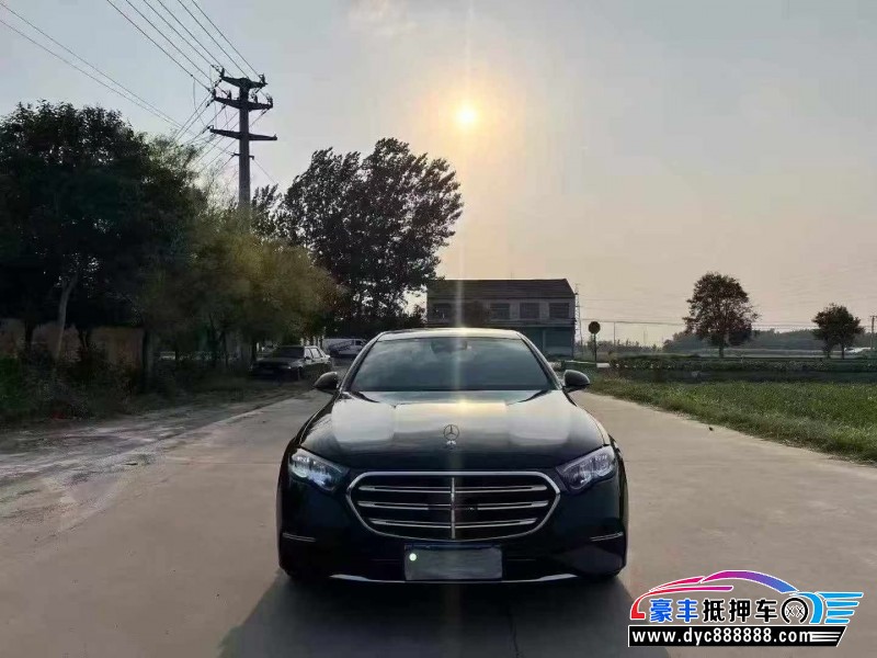 24年奔驰E轿车抵押车出售