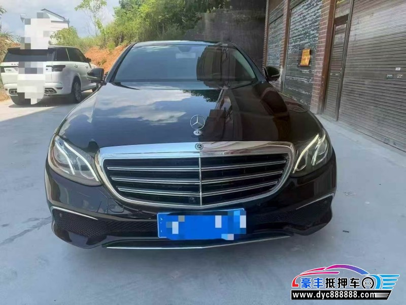 抵押车出售20年奔驰E级轿车