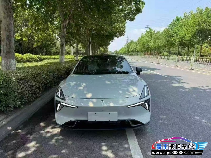 抵押车出售26年长安深蓝L07轿车