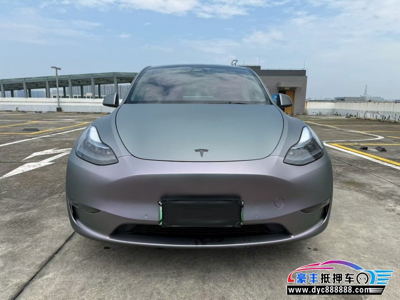 抵押车出售23年特斯拉Model Y轿车
