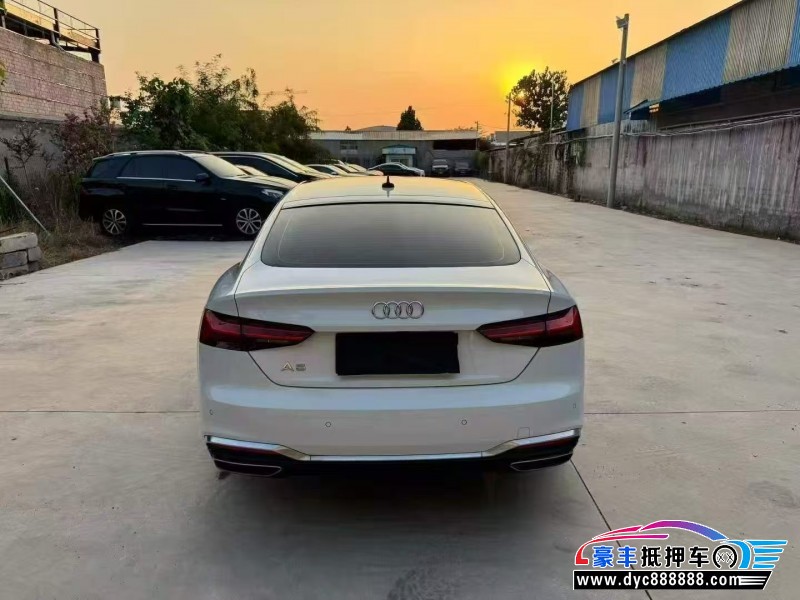 23年奥迪A5轿车抵押车出售