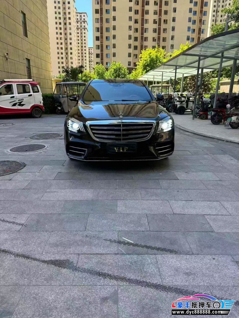 17年奔驰S轿车抵押车出售