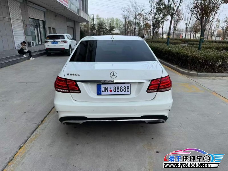 14年奔驰E轿车抵押车出售