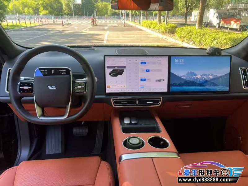 25年理想L8轿车抵押车出售
