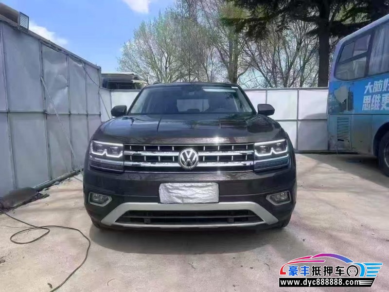 抵押车出售19年大众途昂轿车