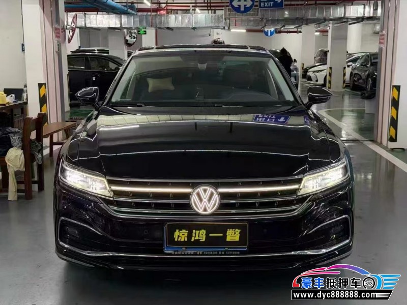 抵押车出售21年大众辉昂轿车