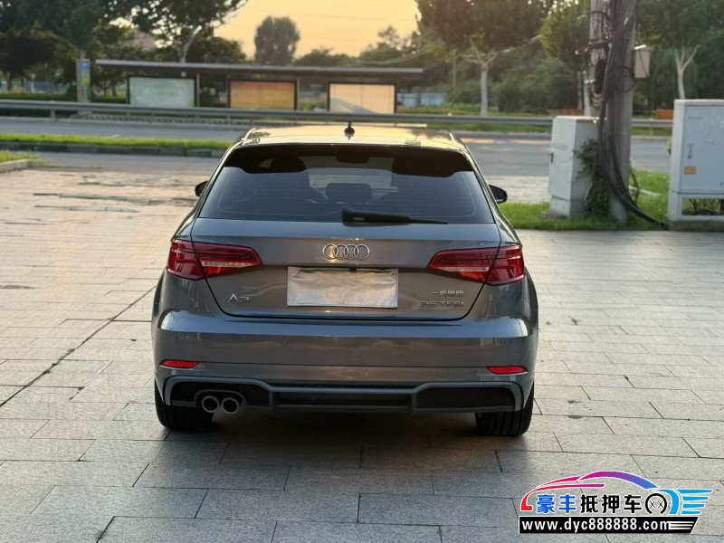 20年奥迪A3轿车抵押车出售