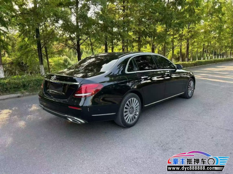 20年奔驰E轿车抵押车出售