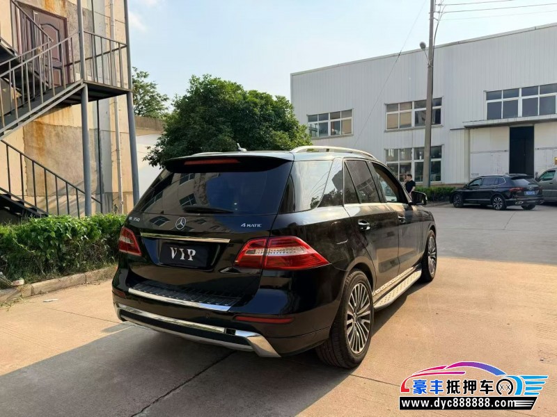 14年奔驰ML轿车抵押车出售