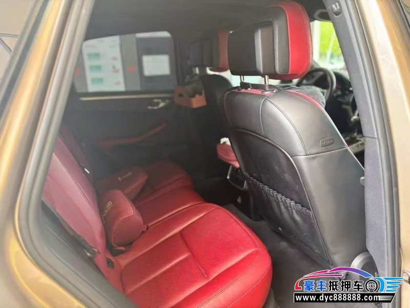 17年保时捷Macan迈凯轿车抵押车出售