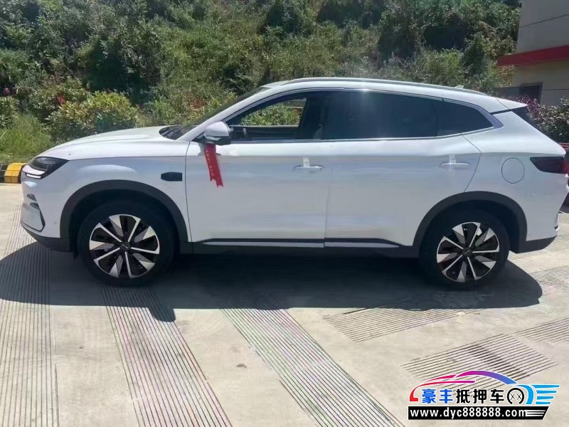 25年比亚迪宋轿车抵押车出售