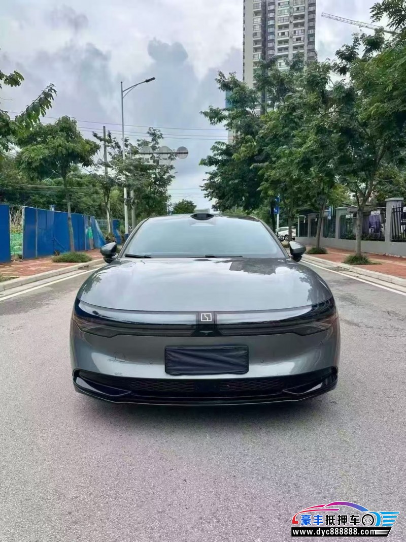 24年极氪007轿车抵押车出售