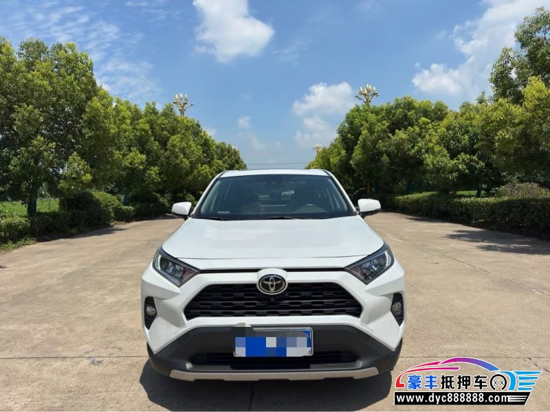22年丰田RAV4轿车抵押车出售