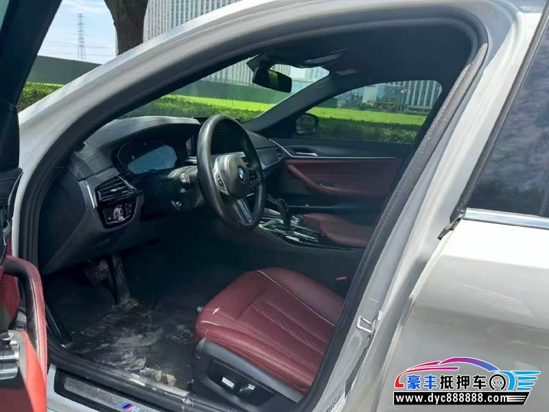 21年宝马5系轿车抵押车出售