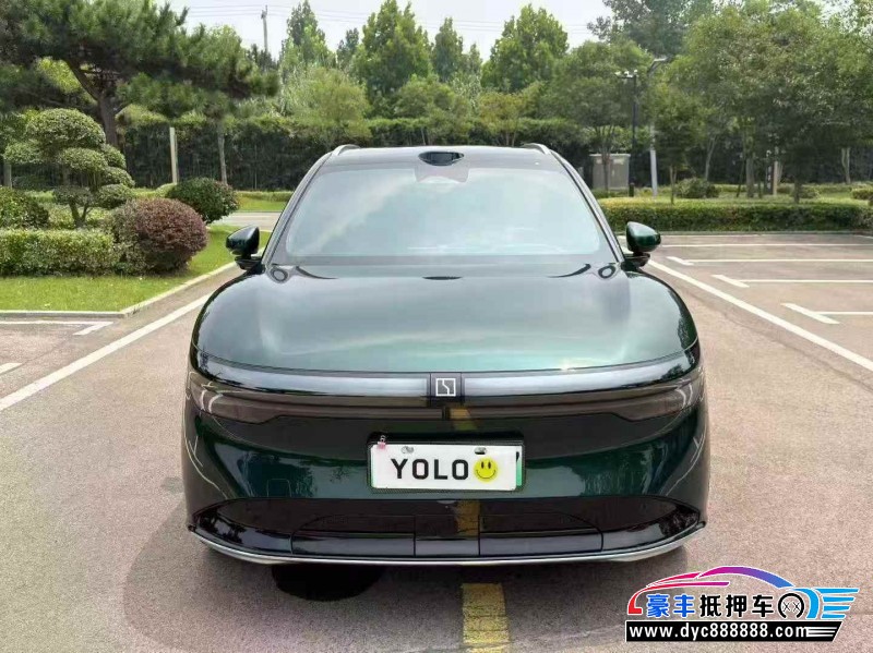 25年极氪7X轿车抵押车出售