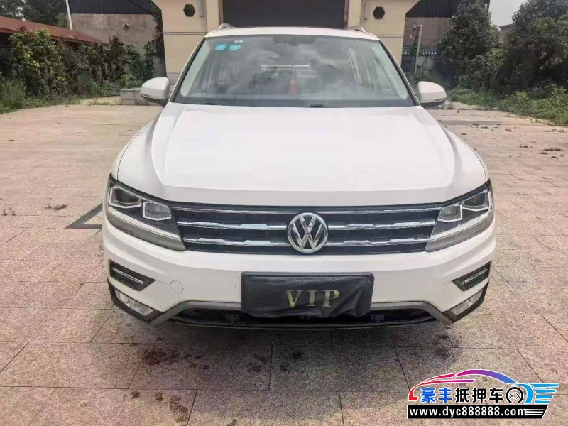 抵押车出售20年大众途观L轿车