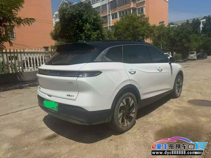 25年奔腾悦意轿车抵押车出售