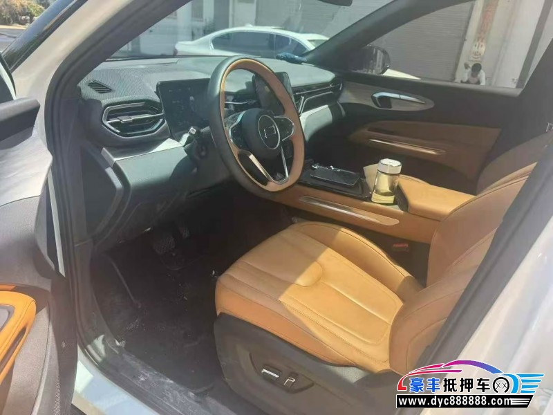 25年奔腾悦意轿车抵押车出售