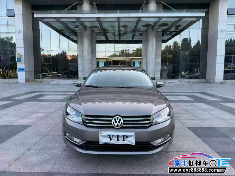 抵押车出售15年大众帕萨特轿车