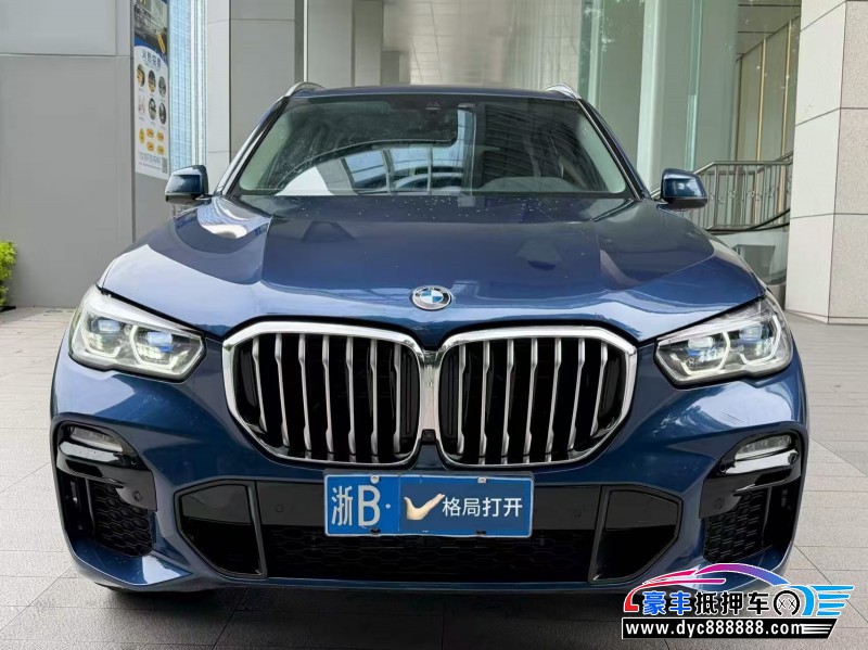 抵押车出售19年宝马X5轿车