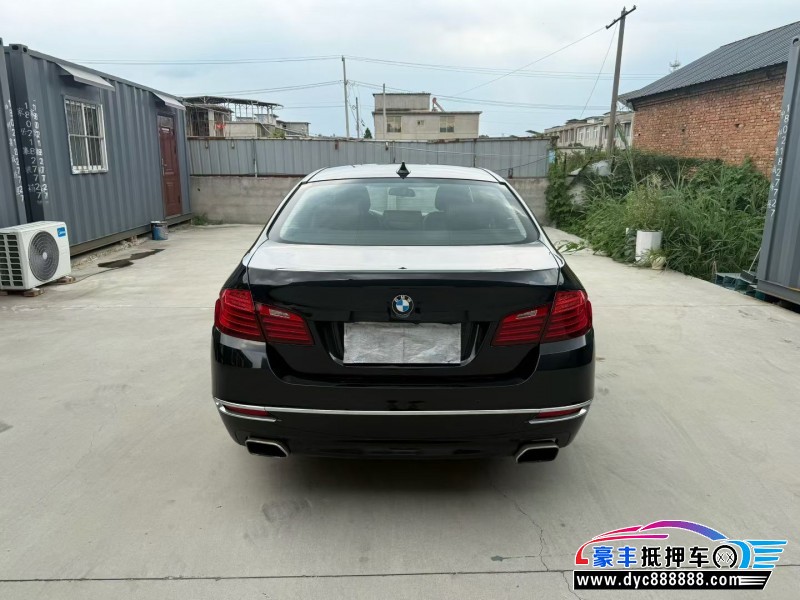 17年宝马5系轿车抵押车出售