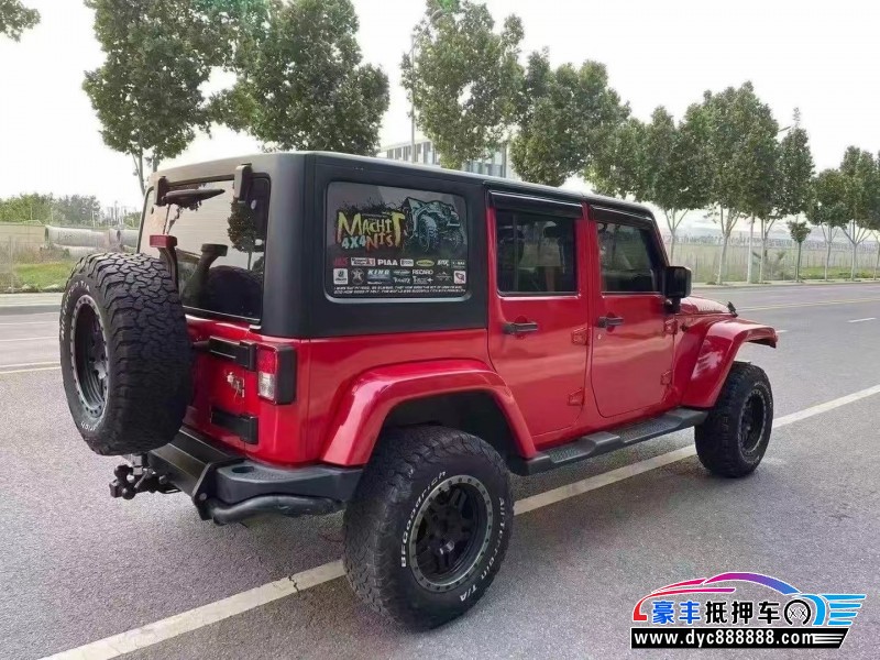 15年Jeep牧马人轿车抵押车出售