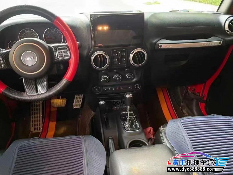 15年Jeep牧马人轿车抵押车出售