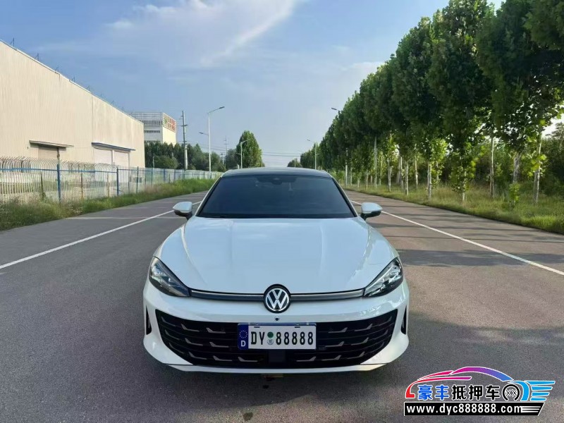 26年大众凌渡轿车抵押车出售