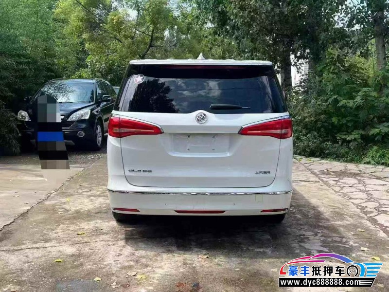 17年别克GL8轿车抵押车出售