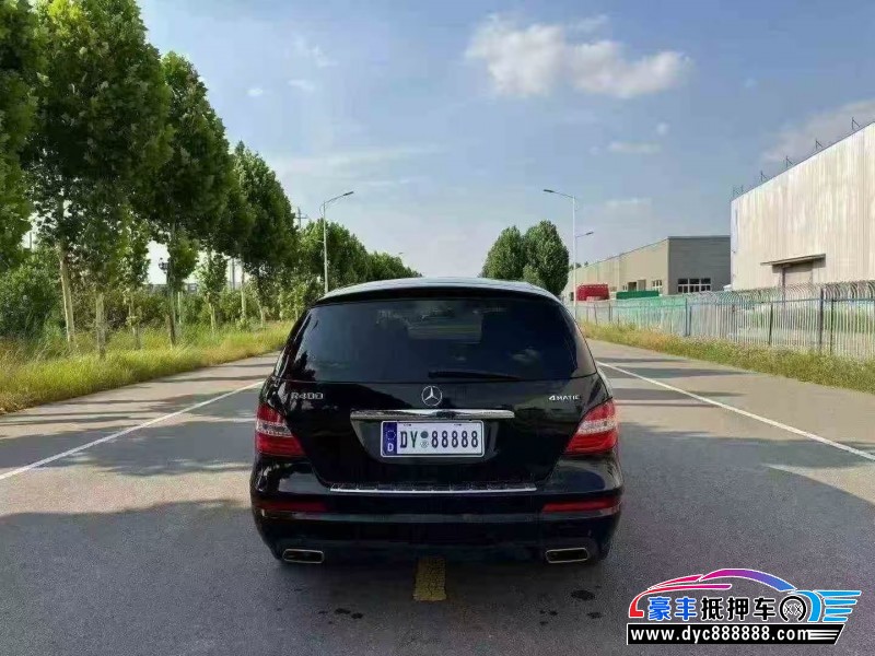 17年奔驰RMPV抵押车出售