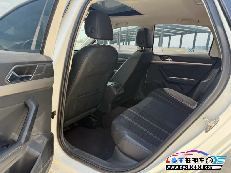 21年大众朗逸轿车抵押车出售